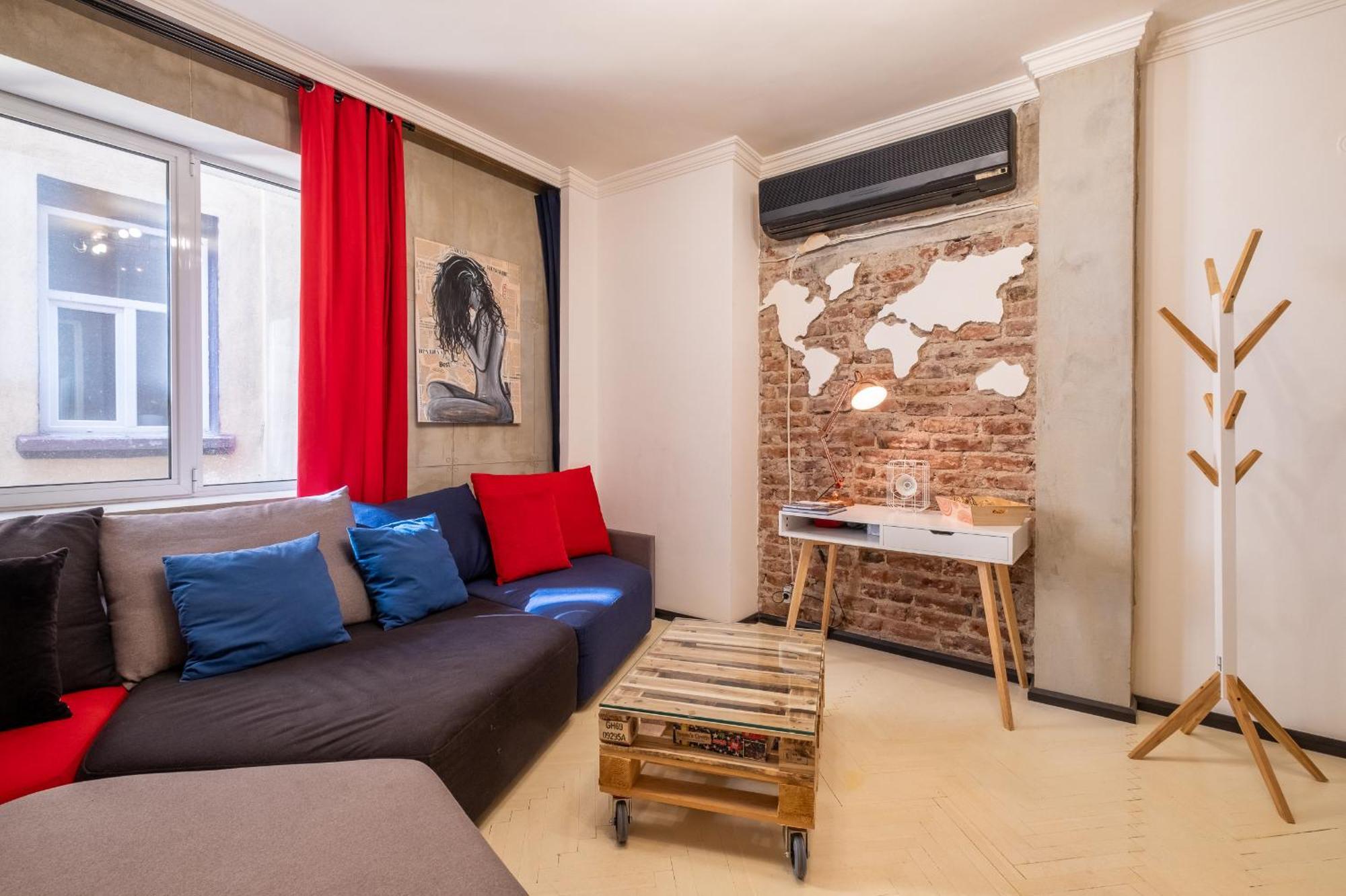 Modern , Spacious 2Br Apartment In Top Center София Экстерьер фото